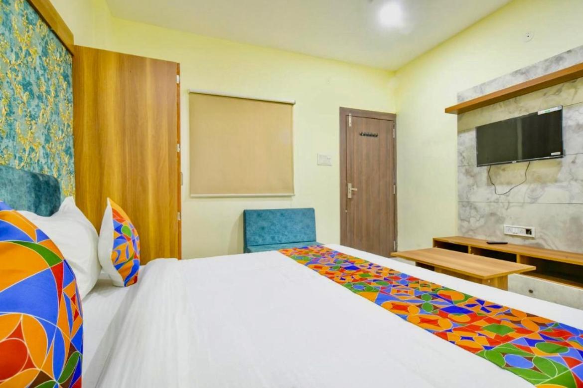 Hotel Olivia Star Taj Tājganj Esterno foto